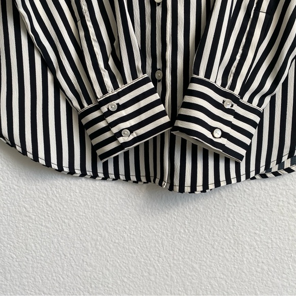 H&M Women’s Black & White Striped Button-Up Shirt Blouse - Picture 6 of 10